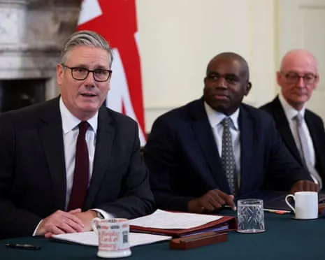 Keir Starmer Presides Over Cabinet Session Amid Increasing Pressure Following Departure of Top Aide